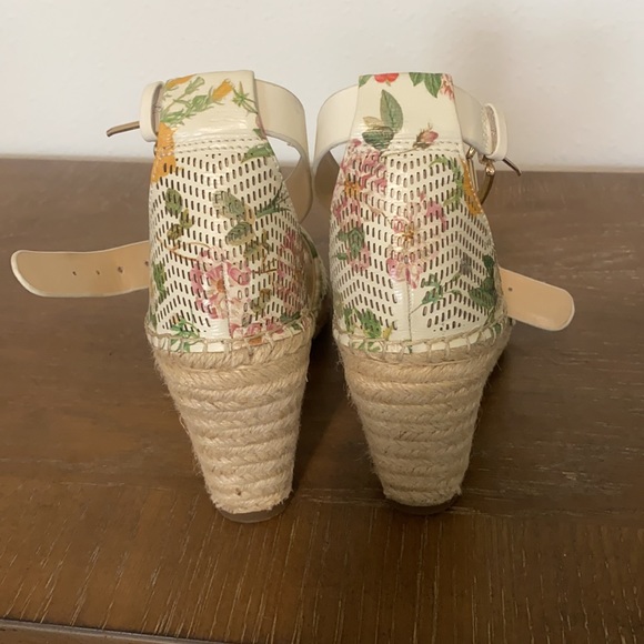 Wedges - Picture 3 of 9